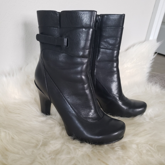 Tsubo Leather Ankle Boots - Picture 2 of 4